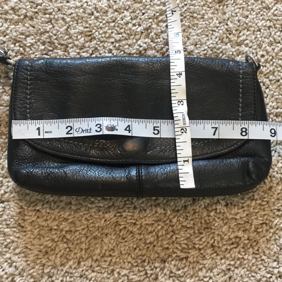 Authentic COACH leather wristlet & 2 dustbags - Picture 3 of 8